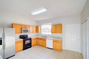 735 Palaiseau Ct, Kissimmee, FL 34759 - Photo 27