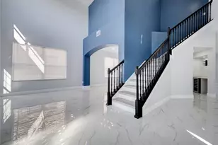 2851 Sweetspire Cir, Kissimmee, FL 34746 - Photo 5