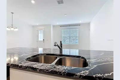 2512 Blowing Breeze Avenue, Kissimmee, FL 34744 - Photo 15