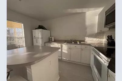 2833 Club Cortile Circle, Kissimmee, FL 34746 - Photo 3