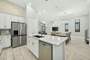 8317 Via Vittoria Way, Orlando, FL 32819 - Photo 9