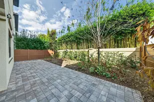 8317 Via Vittoria Way, Orlando, FL 32819 - Photo 35