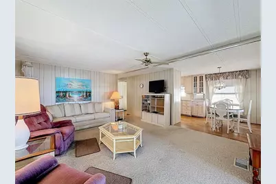 1100 Belcher Road S #561, Largo, FL 33771 - Photo 3