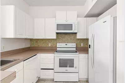 239 Longview Avenue #112, Kissimmee, FL 34747 - Photo 9