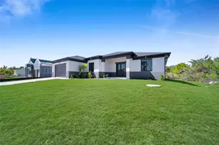 8043 Walbert St, Port Charlotte, FL 33981 - Photo 3