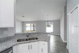 538 Bristol Cir, Kissimmee, FL 34758 - Photo 7