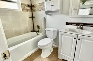 2432 Swailes Dr, Orlando, FL 32837 - Photo 9