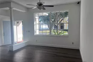 9224 Sunflower Dr, Tampa, FL 33647 - Photo 17