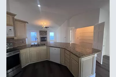 9224 Sunflower Dr, Tampa, FL 33647 - Photo 13