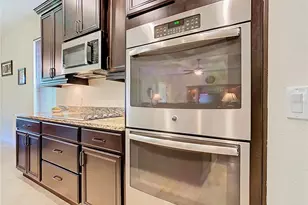 819 San Raphael St, Kissimmee, FL 34759 - Photo 13