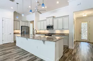 899 Bella Viana Rd, Poinciana, FL 34759 - Photo 13