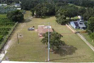 2806 E 60 Hwy, Plant City, FL 33567 - Photo 1