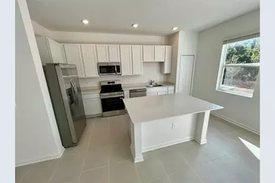 2811 Skyline Loop, Kissimmee, FL 34758 - Photo 3