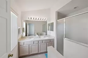 921 Oxford Dr, Davenport, FL 33897 - Photo 19