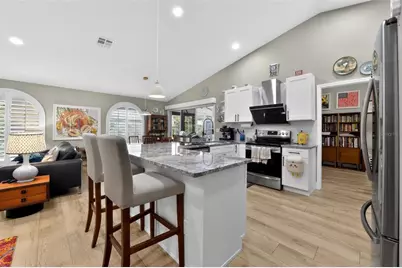 4667 Hamlets Grove Drive, Sarasota, FL 34235 - Photo 11