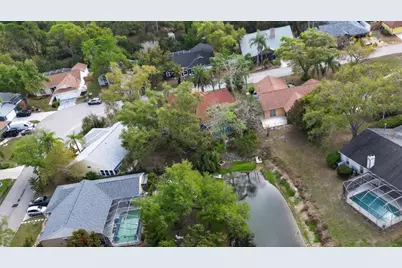 4667 Hamlets Grove Drive, Sarasota, FL 34235 - Photo 29