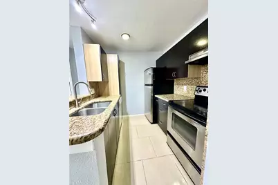 5124 Conroy Road #618, Orlando, FL 32811 - Photo 7