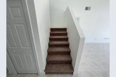 198 N Lake Court, Kissimmee, FL 34743 - Photo 17