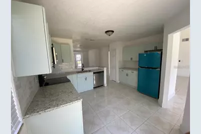 198 N Lake Court, Kissimmee, FL 34743 - Photo 11