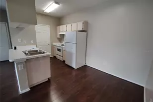 13215 Sanctuary Cove Dr, Temple Terrace, FL 33637 - Photo 3