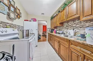 6701-6703 NW 5th Ave, Miami, FL 33150 - Photo 9