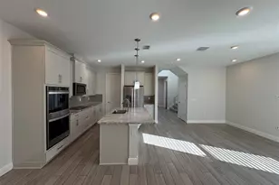 7133 Carrickbend Ln, Orlando, FL 32819 - Photo 3