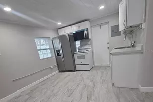 712 S Clyde Ave, Kissimmee, FL 34741 - Photo 5