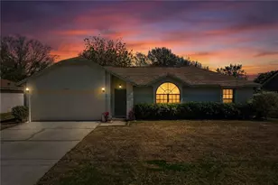 607 Tamarin Ln, Kissimmee, FL 34759 - Photo 3