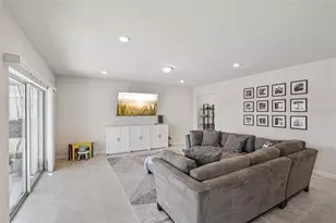 2210 Lovely Ln, Davenport, FL 33896 - Photo 3