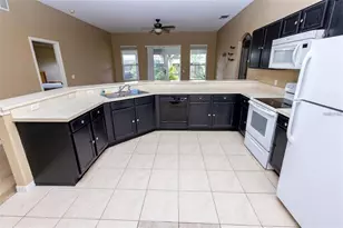 818 Carrousel Ln, Kissimmee, FL 34759 - Photo 3