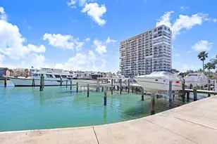 7625 Sun Island Dr S, South Pasadena, FL 33707 - Photo 25