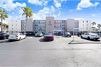 7625 Sun Island Drive S #406, South Pasadena, FL 33707 - Photo 3