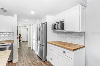 7625 Sun Island Drive S #406, South Pasadena, FL 33707 - Photo 9