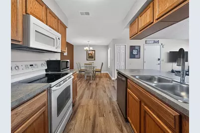 5005 Laguna Bay Circle #22, Kissimmee, FL 34746 - Photo 11