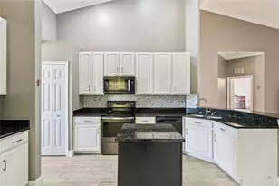 206 Boxwood Dr, Davenport, FL 33837 - Photo 15