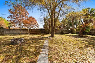 1014 S 7th Street, Fort Pierce, FL 34950 - Photo 37