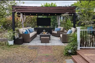 1761 SW Monterrey Ln, Port Saint Lucie, FL 34953 - Photo 3