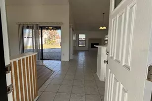 2211 Fairmont Cir, Orlando, FL 32837 - Photo 3