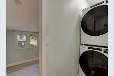 425 N Oleander Avenue, Daytona Beach, FL 32118 - Photo 17