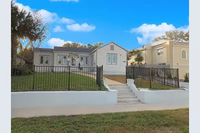 425 N Oleander Avenue, Daytona Beach, FL 32118 - Photo 1