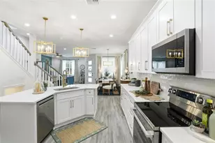 1012 Farmstead St, Eustis, FL 32736 - Photo 9