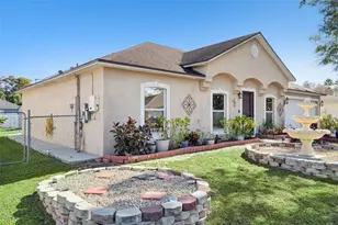 907 Salerno Ct, Kissimmee, FL 34758 - Photo 1