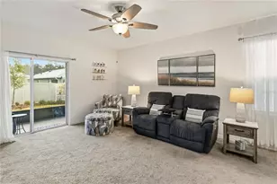 2763 Swooping Sparrow Dr, Saint Cloud, FL 34773 - Photo 9