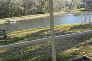 35138 Meadow Reach Dr, Zephyrhills, FL 33541 - Photo 9