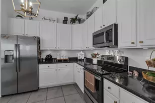 1079 Via Bianca Dr, Davenport, FL 33896 - Photo 15