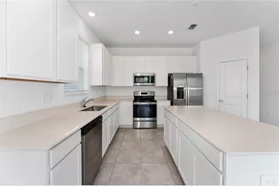 566 Hatteras Road, Davenport, FL 33837 - Photo 9