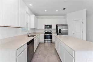 566 Hatteras Rd, Davenport, FL 33837 - Photo 9