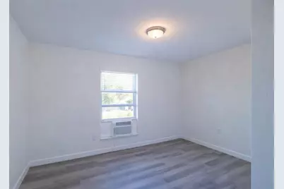 702 W Hillsboro Street, Plant City, FL 33563 - Photo 11