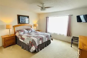 936 Lake Berkley Dr, Kissimmee, FL 34746 - Photo 17