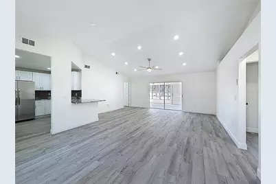 5730 Southwind Drive, Mulberry, FL 33860 - Photo 11